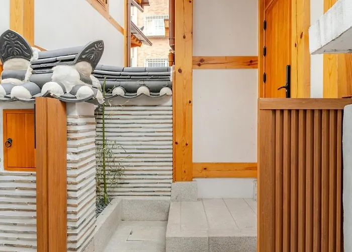 Numaru - Luxury Private Hanoks In Seochon, Villa *