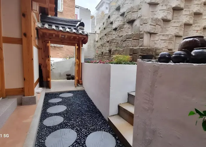 Numaru - Luxury Private Hanoks In Seochon, Villa